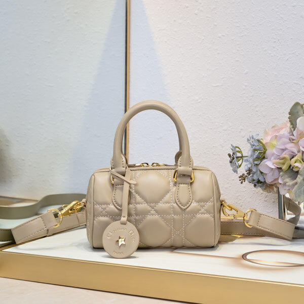 �f�B�I�[�� �o�b�O�R�s�[m928B[m928B]