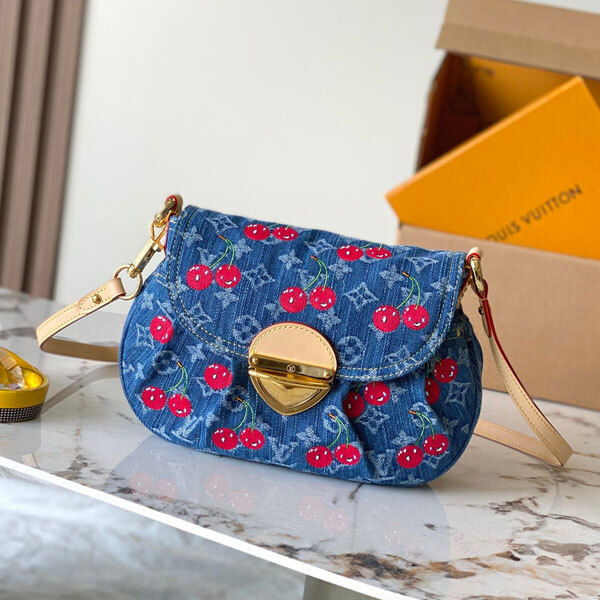 ���C���B�g���o�b�O�R�s�[M13680[M13680]